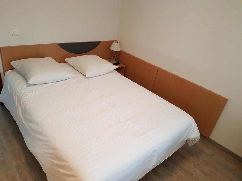 Hotel Des Bois Seltz Экстерьер фото